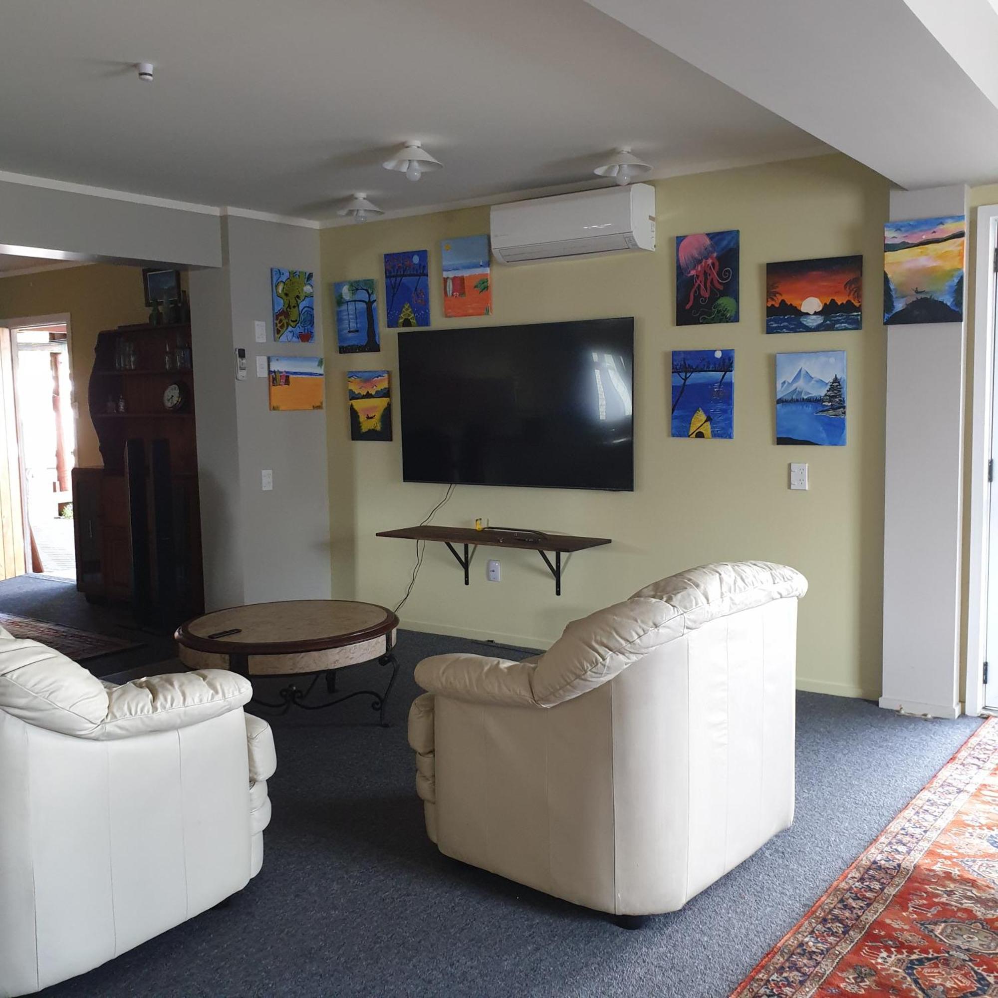 The Redbarn Villa Turangi Exterior foto
