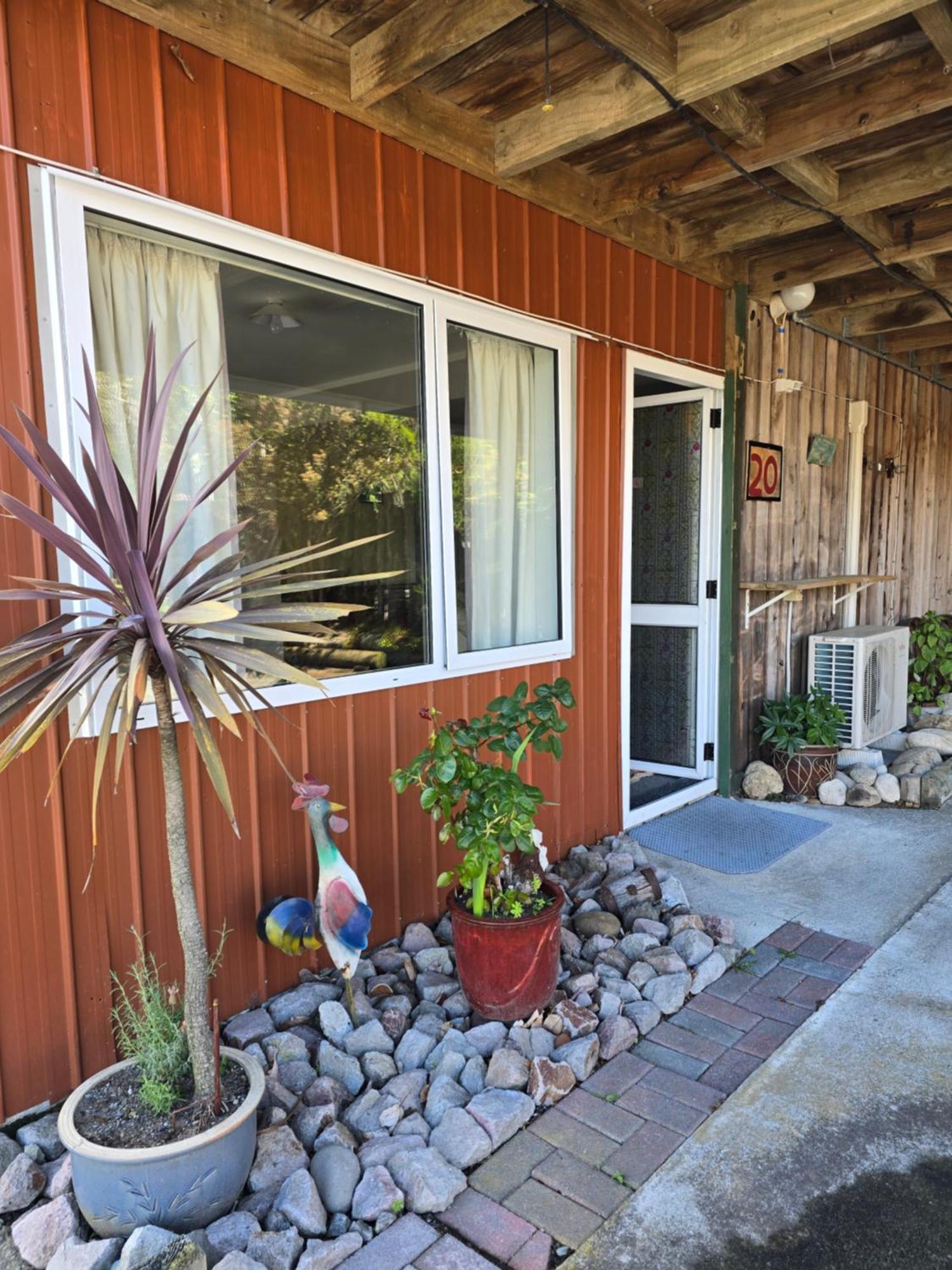 The Redbarn Villa Turangi Exterior foto